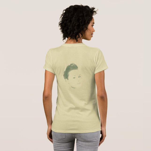 Camiseta Fascinante cara de una mujer con colchón verde (Reverso completo)