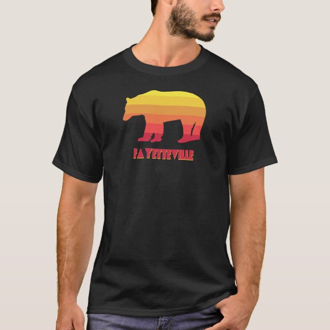 Camiseta Fayetteville Arkansas Rainbow Bear (Anverso)