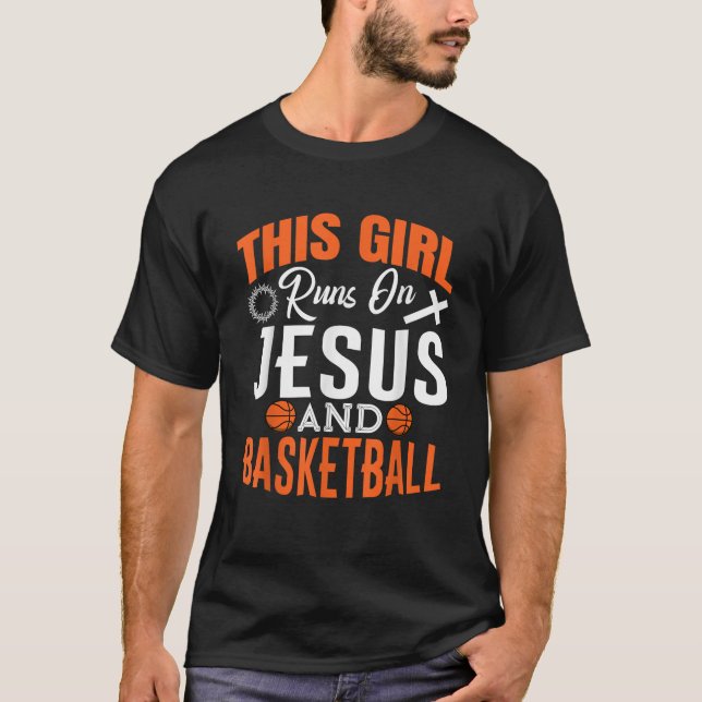 Camiseta Fe cristiana graciosa Este Chica corre sobre Jesús (Anverso)