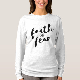 Camiseta Fe por miedo a la cima cristiana moderna de manga