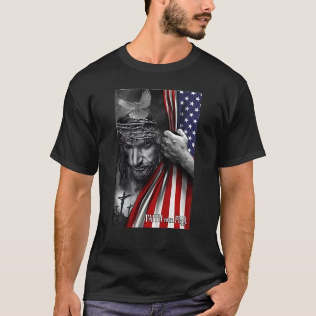 Camiseta Fe por miedo Dios Jesús Bandera Cristiana (Anverso)
