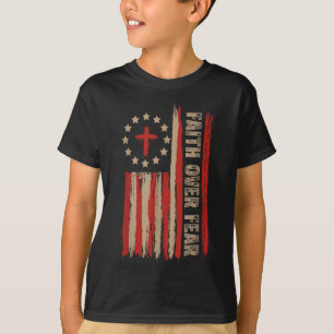 Camiseta Fe sobre Miedo Orgullo de América Bandera de EE. U