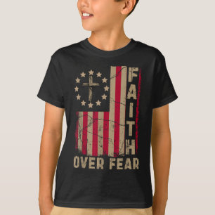 Camiseta Fe sobre Miedo Orgullo de América Bandera de EE. U