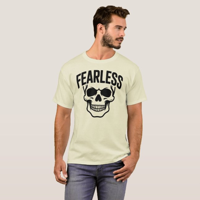 Camiseta Fearless Skull Graphic T-Shirt – Bold Attitude (Anverso completo)