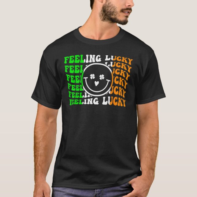 Camiseta Feeling Lucky Irish Flag Shamrock Leaf St Patrick' (Anverso)