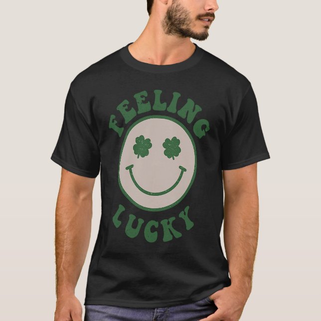 Camiseta Feeling Lucky Smile Face St Patrick Day (Anverso)