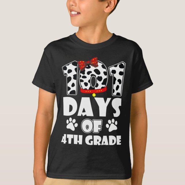 Camiseta Feliz 101 días en la escuela de cuarto grado Perro (Anverso)