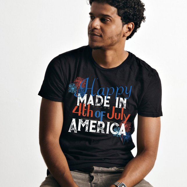 Camiseta Feliz 4 de july America typography (Subido por el creador)