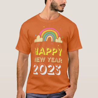 Camiseta Feliz Año Nuevo 2023 Nubes de arcoiris divertidas