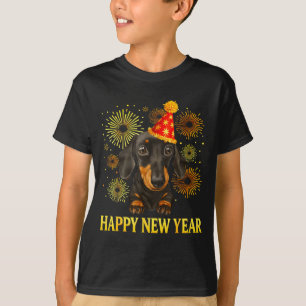 Camiseta Feliz Año Nuevo 2026 Dachshund Fuegos Artificiales