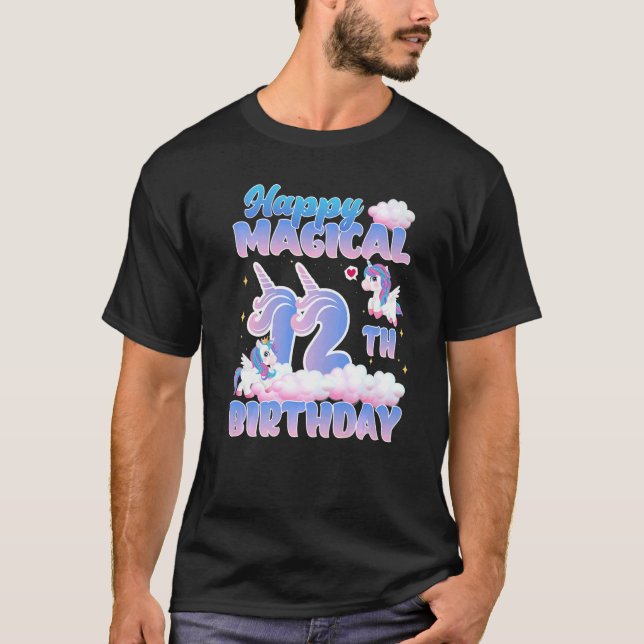 Camiseta Feliz cumpleaños 12 de Magical a Unicornios volado (Anverso)