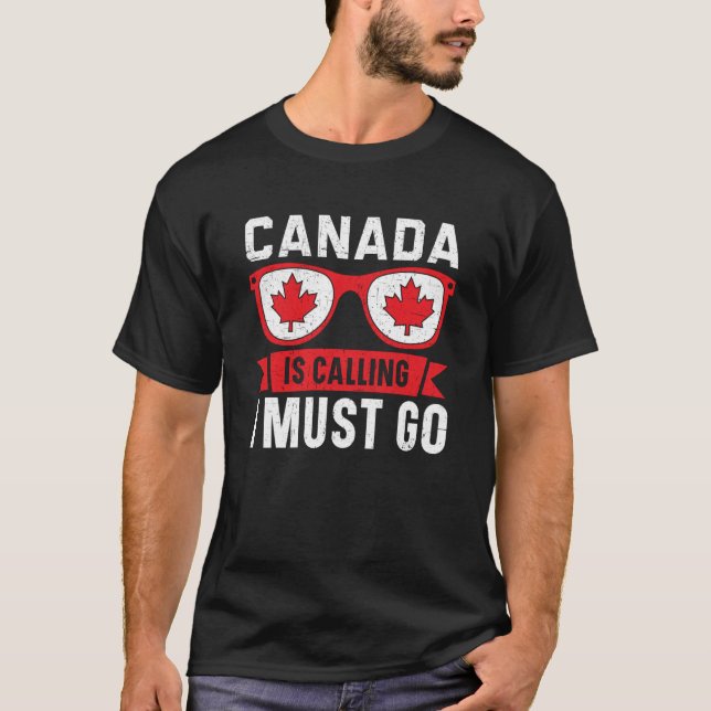 Camiseta Feliz Día de Canadá: Bandera canadiense de hojas d (Anverso)