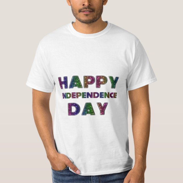 Camiseta Feliz Día de la Independencia: Tipografía Purpurin (Anverso)