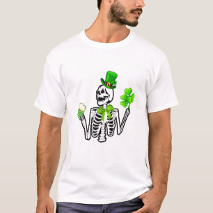Camiseta Feliz Día de San Patricio Amor Skeleton Leprechaun