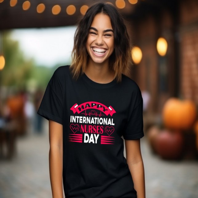 Camiseta Feliz Día Internacional de las Enfermeras (Subido por el creador)