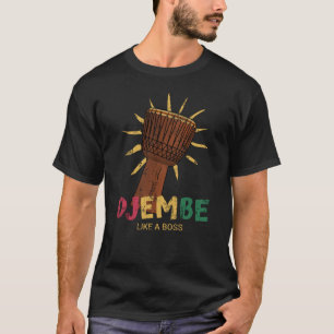 Camiseta Feliz Djembe como un jefe de tambor africano