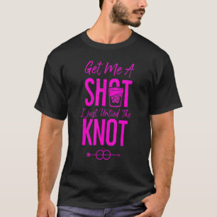 Camiseta Feliz Fiesta Del Divorcio Consígueme Un Disparo Qu