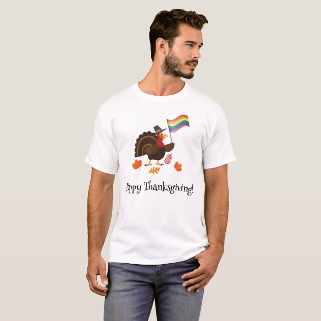 Camiseta feliz gay del varón de la acción de (Anverso completo)