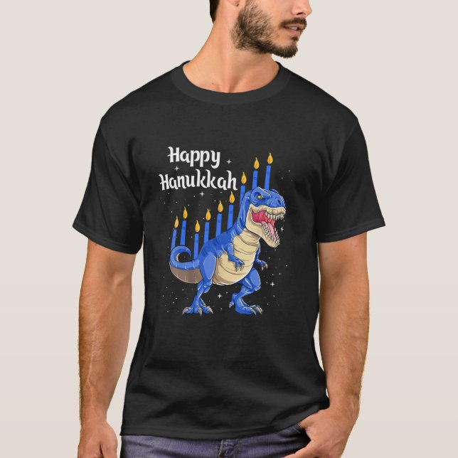 Camiseta Feliz Hanukkah Menorasaurus Rex Dinosaur Menorah C (Anverso)