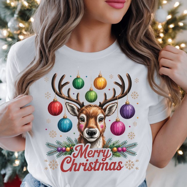 Camiseta Feliz Navidad Renos coloridos baubles vacaciones (Subido por el creador)