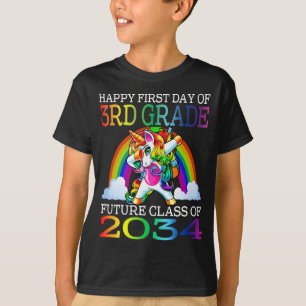 Camiseta Feliz Primer Día De La Tercera Clase Futura De 203