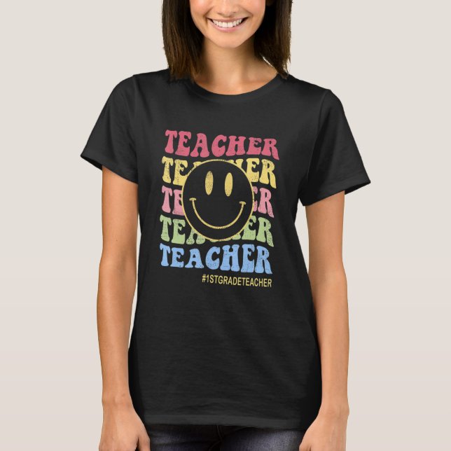 Camiseta Feliz primer día porque el amor de los profesores  (Anverso)