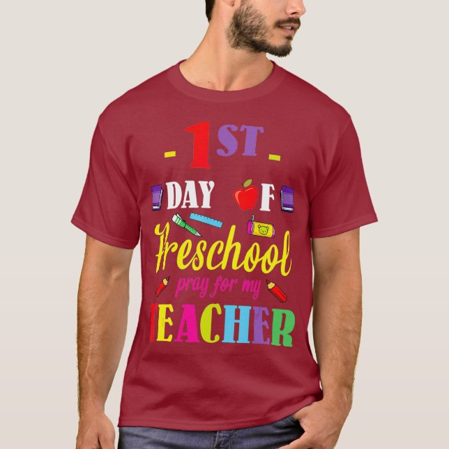 Camiseta Feliz Regreso a la escuela El primer día de rezar  (Anverso)