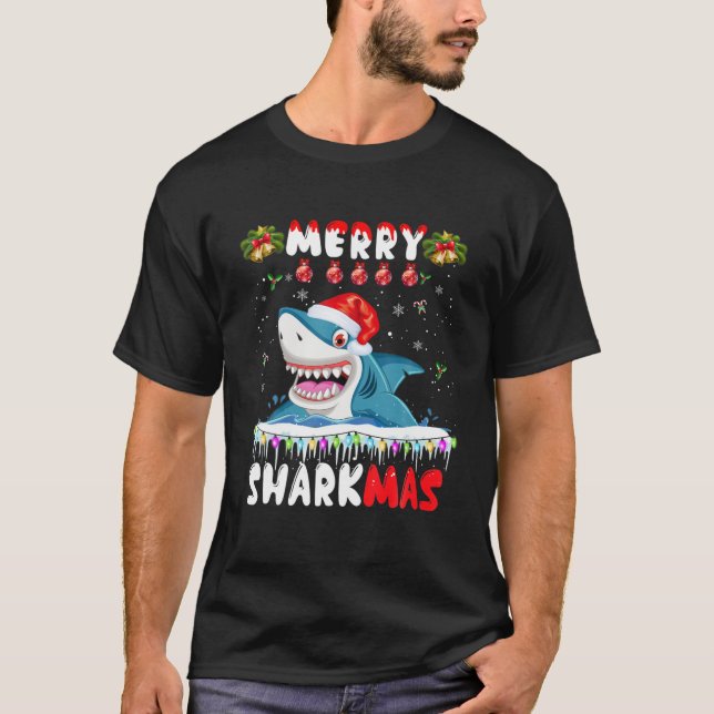 Camiseta Feliz Sharkmas Santa Navidades Tiburones Enamorado (Anverso)