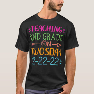 Camiseta Feliz Twosday 2.º Grado Profesor Martes 2 de Febre