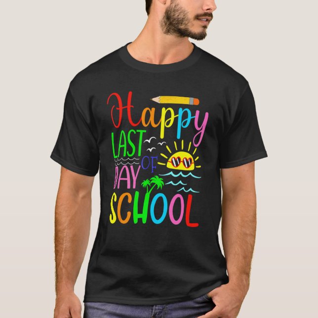 Camiseta Feliz Último Día De Escuela  Estudiantes Y Maestro (Anverso)