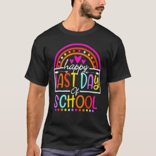 Camiseta Feliz Último Día De Graduación Escolar De Estudian