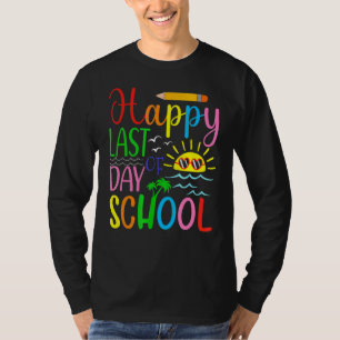 Camiseta Feliz Último Día De Graduación Escolar De Estudian