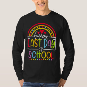 Camiseta Feliz Último Día De Graduación Escolar De Estudian