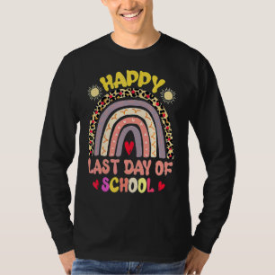 Camiseta Feliz Último Día De Graduación Escolar De Estudian