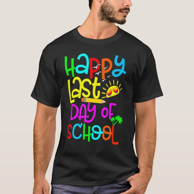 Camiseta Feliz Último Día De Graduación Escolar De Estudian (Anverso)