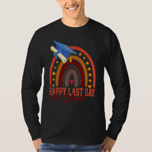 Camiseta Feliz Último Día De Graduación Escolar De Estudian