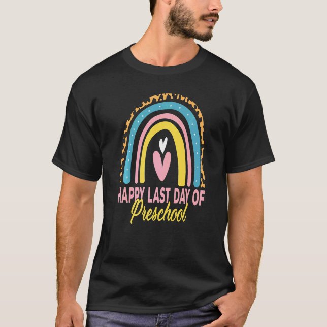 Camiseta Feliz Último Día De Preescolar Profesora Leopardo  (Anverso)