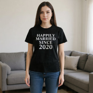 Camiseta Felizmente Casados Desde Parejas Personalizadas