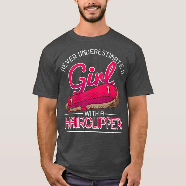 Camiseta Female Barber Gift Girl With Hair Clipper Barber (Anverso)