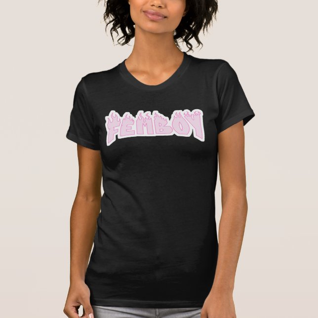 Camiseta Femboy Pink Flames (Anverso)
