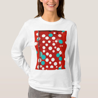 camiseta femenina con diseño folka rojo