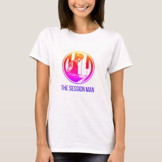 Camiseta femenina con el hombre de la sesión (colo
