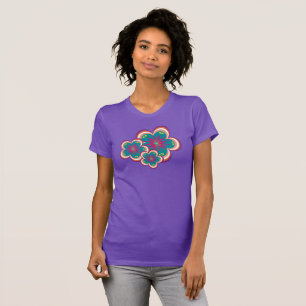 Camiseta femenina con florituras en flor de sangre