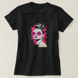 Camiseta femenina con la cara de una mujer hermosa