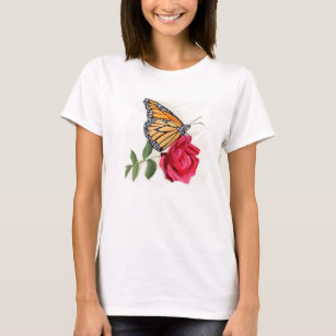 Camiseta femenina con mariposa monarca en rosa roj