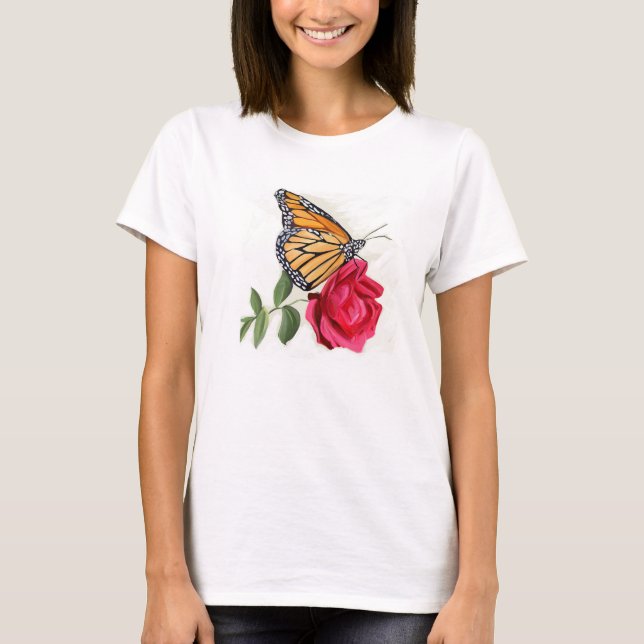 Camiseta femenina con mariposa monarca en rosa roj (Anverso)