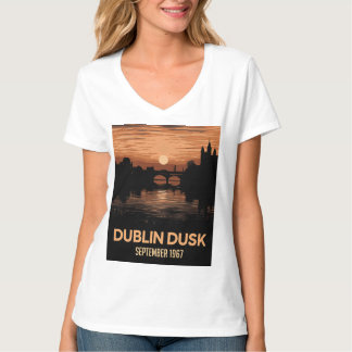 Camiseta femenina Dublin Dusk | Arte de viaje a Ir