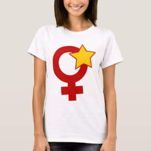Camiseta Feminista roja en la muñeca blanca