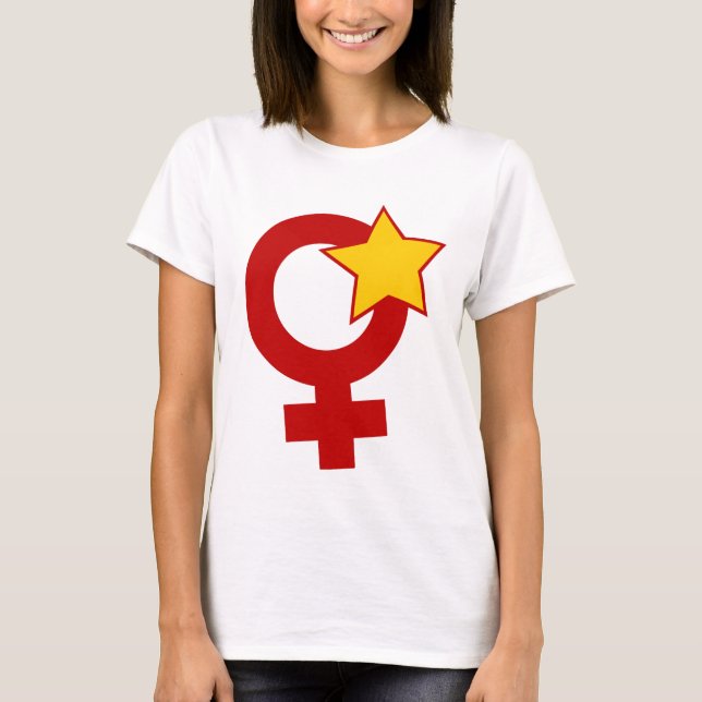 Camiseta Feminista roja en la muñeca blanca (Anverso)