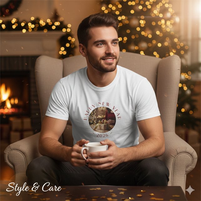 Camiseta Festive Happy New Year Custom Photo Text Party (Festive Happy New Year Custom Photo Text Party T-Shirt)